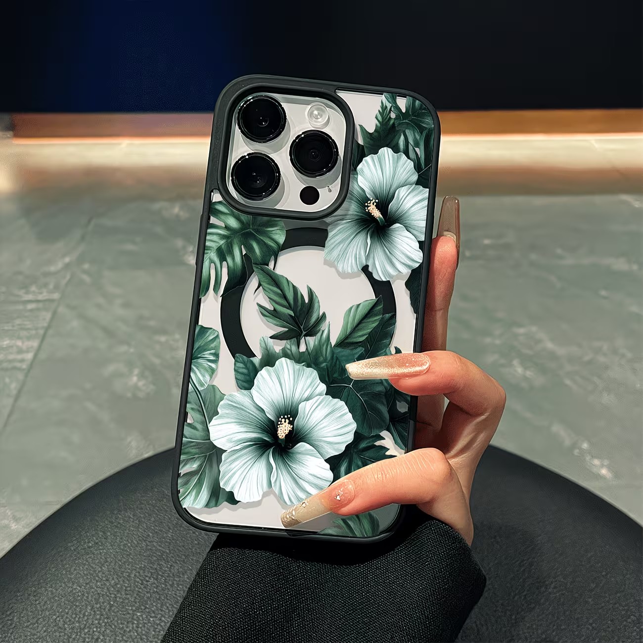 Phone Case Clear - غطاء هاتف شفاف بتصميم زهور خضراء