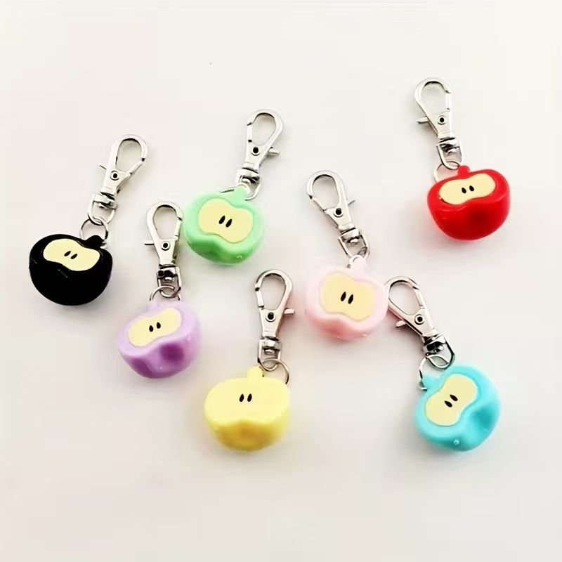 7 قطع من سلسلة مفاتيح على شكل  - مراجعة Phone Accessories Are وسعره
