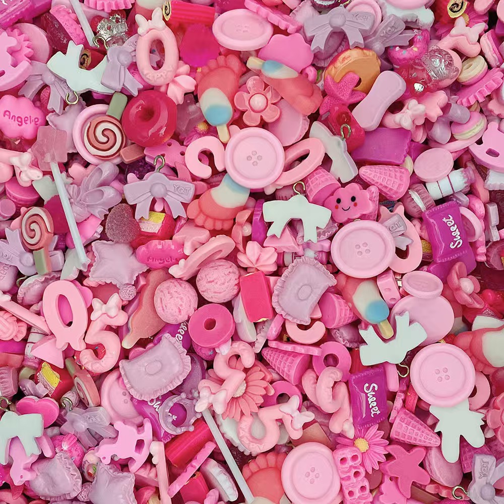 إكسسوارات حرفية لتزيين الهواتف - مراجعة Phone Accessories Are وسعره