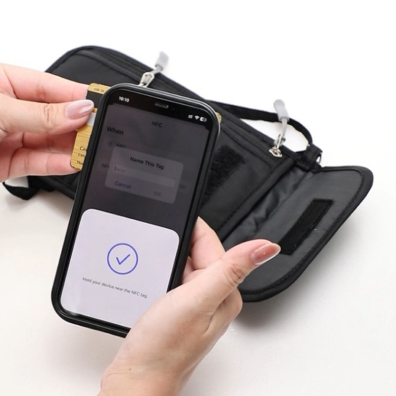 حقيبة كروس محمولة، حقيبة مستند - مراجعة Neck Hanging Phone Holder وسعره